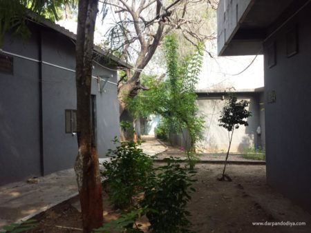 Hari Om Ashram Nadiad - Contact Information, How To Reach, Maun Room, Photo Gallery