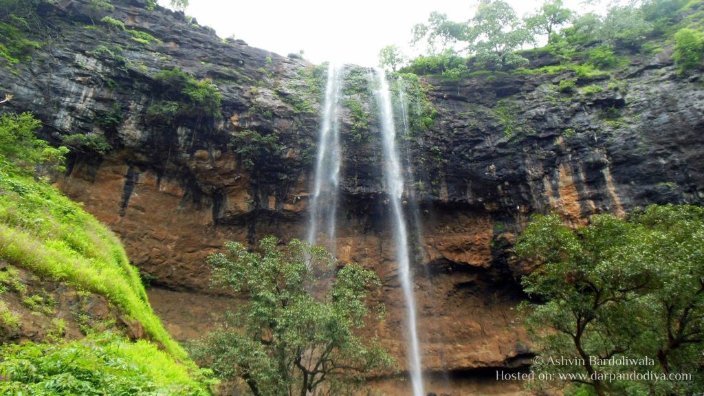[Photos] [Monsoon] Wilson Hills Dharampur and Shankar Dhodh Waterfalls in Monsoon