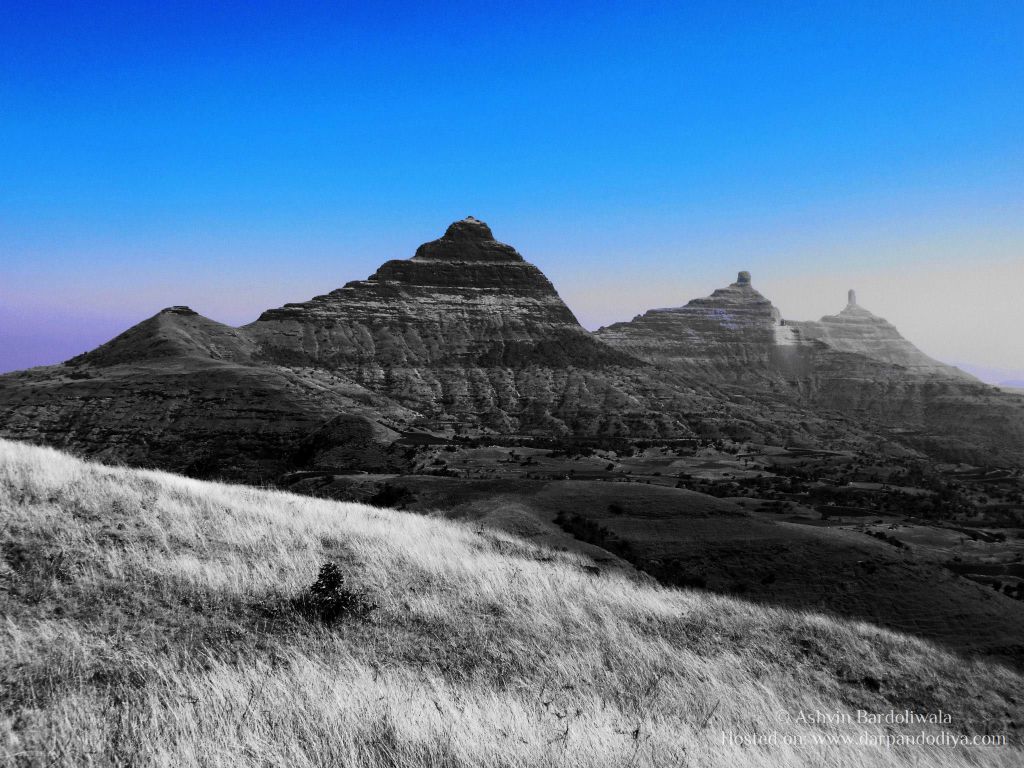 Trekking Ratangadh Near Mangi Tungi, Jain Mandir : Mangi Tungi Area In Photos