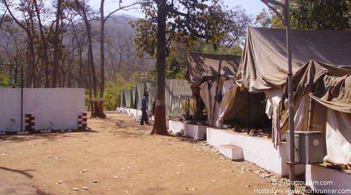 Kanjeta-Eco-Campsite-Near-Ratanmahal-Sloth-Bear-Sanctuary-by-Gujarat-Tourism-Normal