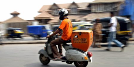 Be-nice-to-that-delivery-guy