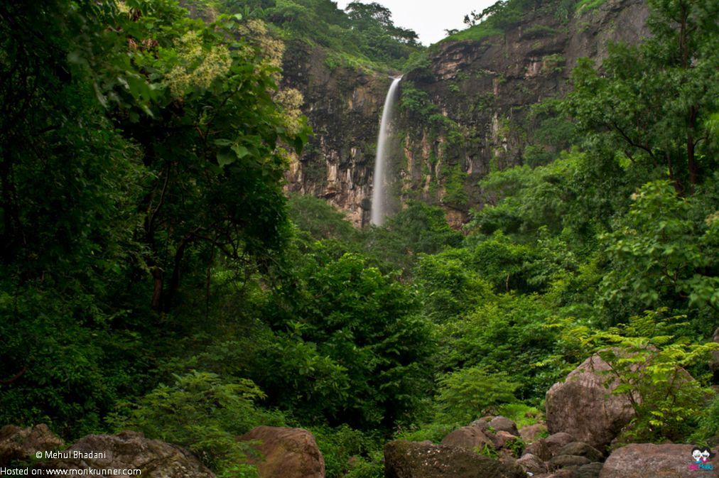 Khuniya Mahadev Falls Near Pavagadh, Vadodara 4