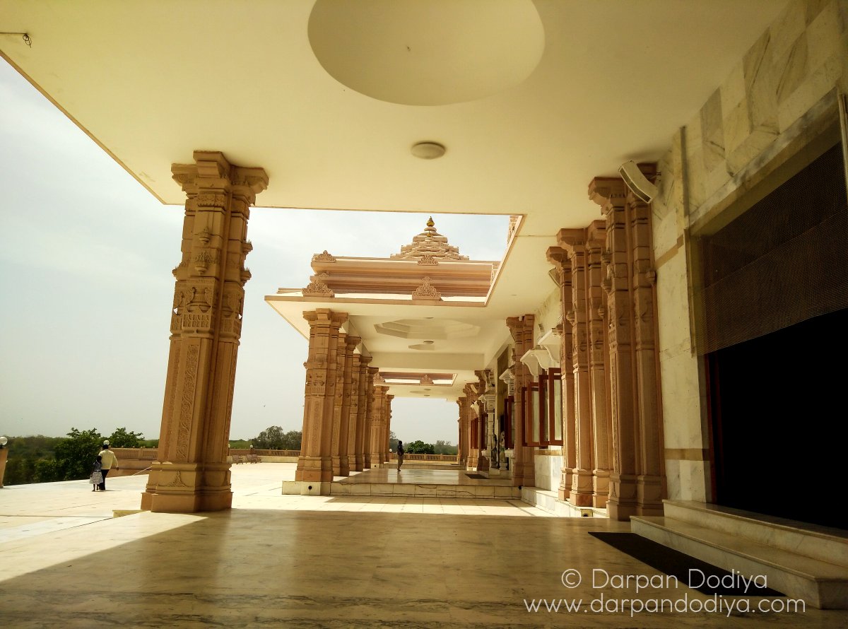 Quiet main passage of the temple @ Tri Mandir Adalaj Gujarat
